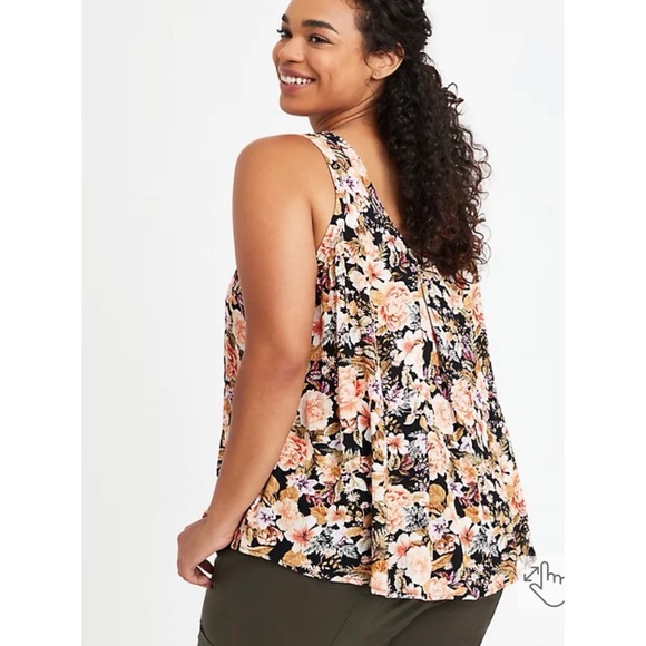 NWT Torrid Crinkle Gauze Tank Top - Picture 2 of 6